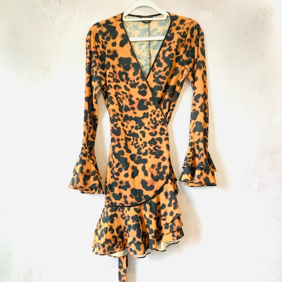 BeBe Ruffle Wrap Dress - Picture 4 of 7